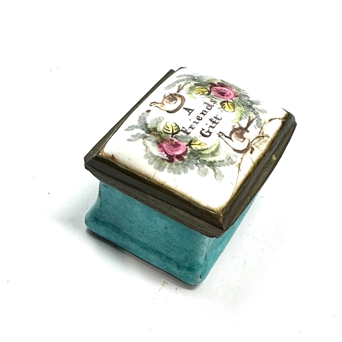 565 - Antique  A Friends Gift Bilston Enamel Trinket Box, Pill Box, Circa 1790 age related wear