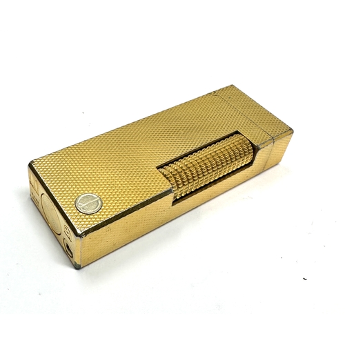 572 - Vintage Dunhill cigarette lighter