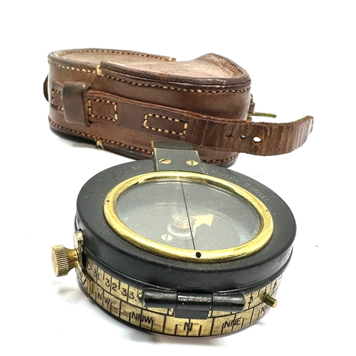 469 - ww1 1916 leather cased cruchon & emons london compass