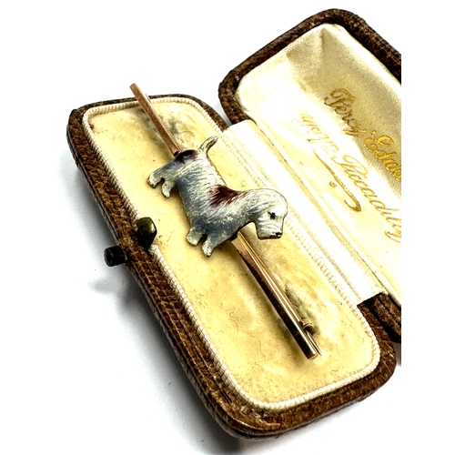 99 - 9ct gold enamel dog brooch boxed measures approx 5.2cm long