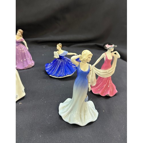 525 - Selection of Coalport and Royal Doulton figures tallest measures approx 6 inches tall