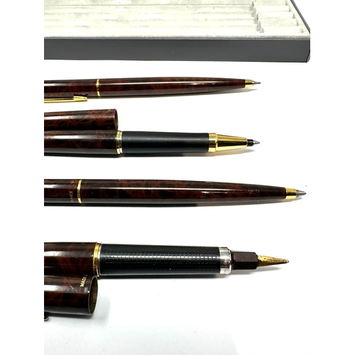 441 - Boxed parker pens includes fountain pen ballpoint etc