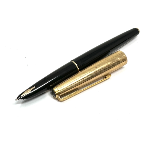 447 - Vintage parker fountain pen