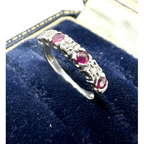 93 - 9ct white gold diamond & ruby ring weight 2.5g