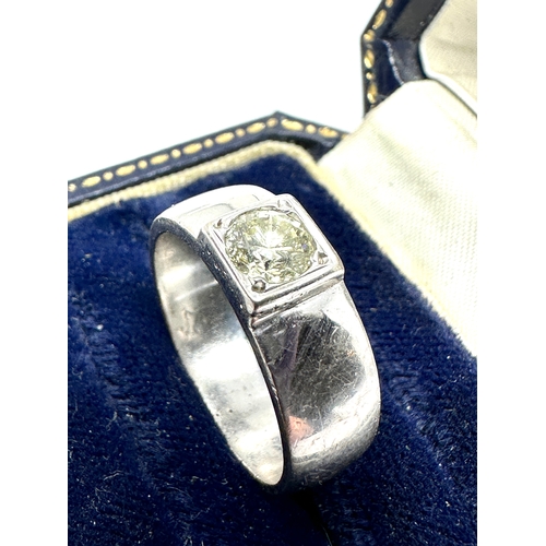 114 - 18ct gold diamond band ring diamond measures approx 5.25mm est 60 pt diamond weight of ring  8.5g