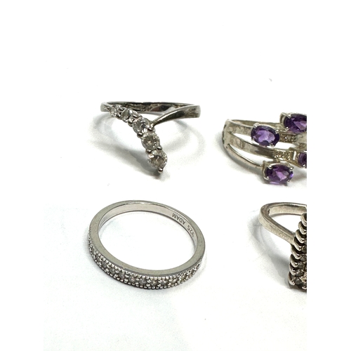 289 - 6 silver stone set rings