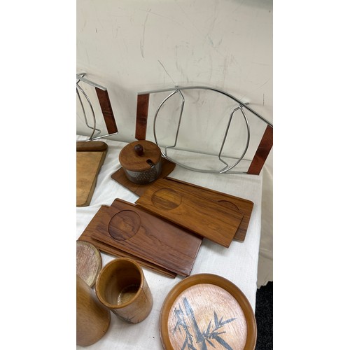 380 - Selection of wooden items includes Vintage part bamboo water jug and cup set