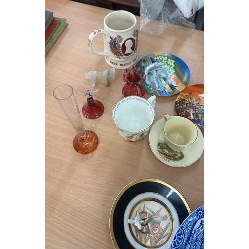 56 - Selection of miscellaneous to include Spode blue and white etc