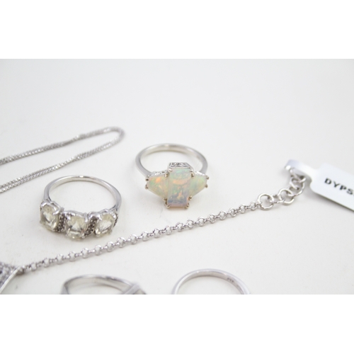 328 - A collection of silver gemstone jewellery including Opal (24g)