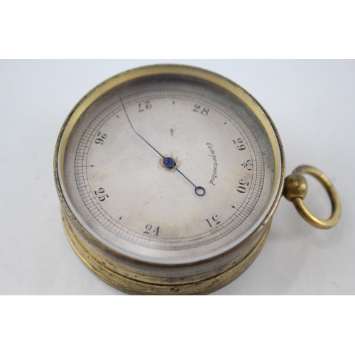 500 - Antique Leather Cased Pocket Compass Barometer