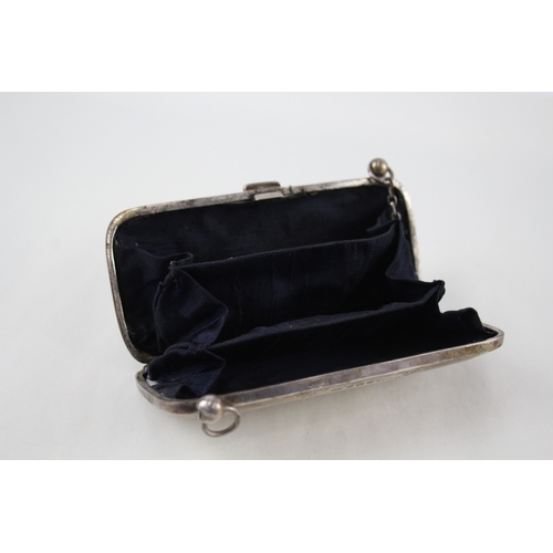 62 - .925 sterling ladies coin purse / bag