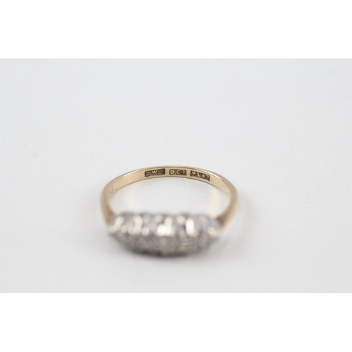 197 - 9ct gold & platinum vintage diamond five stone ring (2.2g)