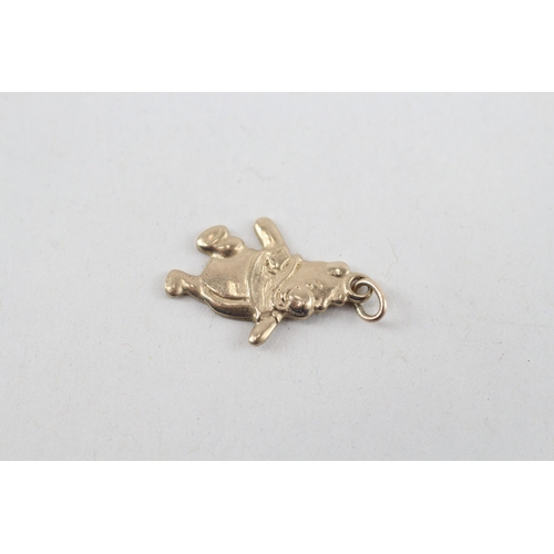 202 - 9ct gold winnie the pooh charm (0.6g)