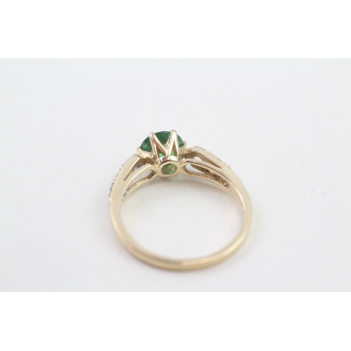 217 - 14ct gold green gemstone & cubic zirconia ring, claw set (3.1g)