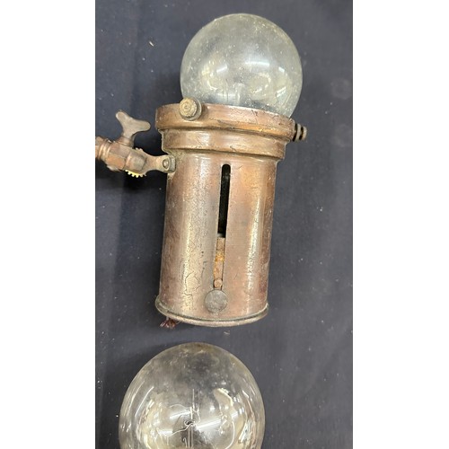 92 - Antique copper wall lights, approximate measurements:  5 x 10 inches