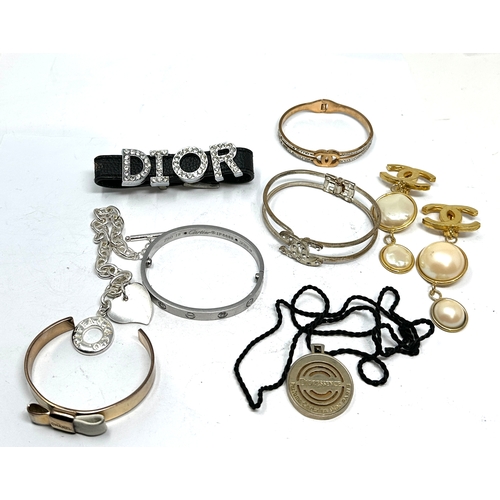 341 - Selection of costume jewellery weight 200g