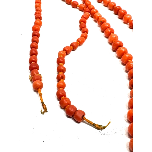 151 - Antique graduated coral bead necklace measures approx 75 cm long weight 30g