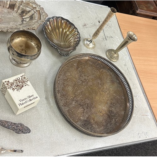 287 - Selection of silver plated items includes Viners etc