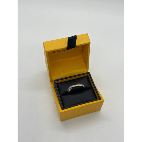 617 - Boxed 9ct Gold and diamond Goldsmiths ring, boxed, totl weight 2.5grams