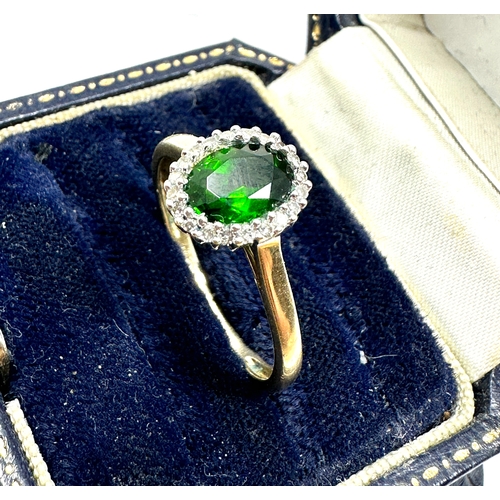 152 - 9ct gold diamond & peridot ring weight 2.5