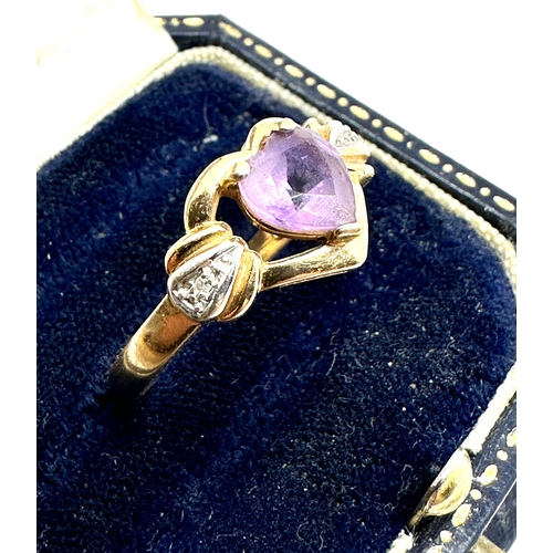 153 - 14ct gold diamond & amethyst heart ring weight 3.3g