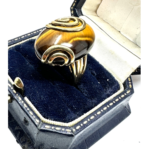 163 - 9ct gold modernist design tigers eye ring weight 11g