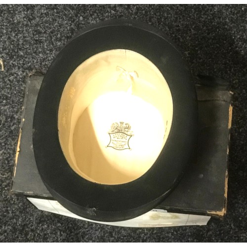 9 - Vintage boxed Lincoln Bennet and co top hat