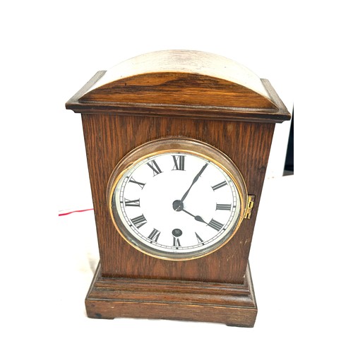 9 - Wooden 2 keyhole mantel clock, single  keyhole mantel clock, both with key and pendulum, untested