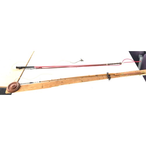 266 - Horse riding whips to include a lunging whip, driving whip etc