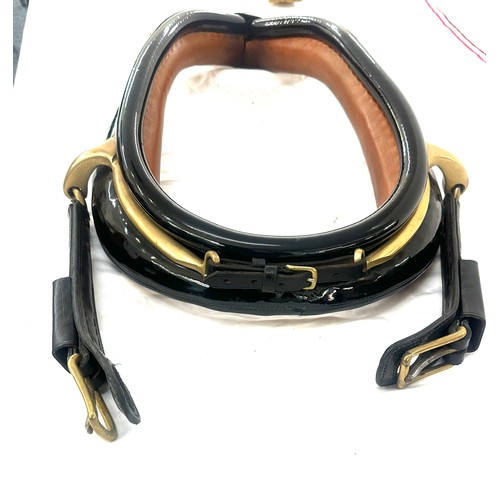 255 - English leather full collar / horse harness