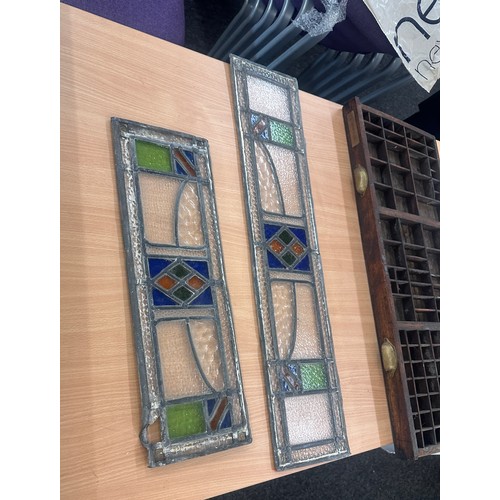 250 - Antique led-lined stained glass window in original old wooden frame, plus 2 loose led- lined side pa... 