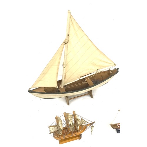 45 - Selection of assorted boat figures