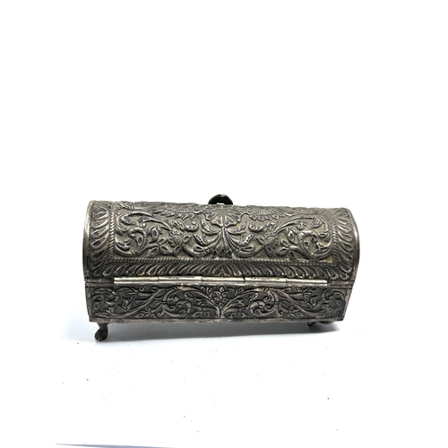 1 - Heavy antique indian silver casket marked 900 measures approx 16cm wide height 8.5cm weight 470g 2 l... 