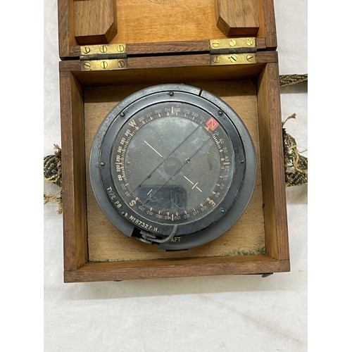 40 - RAF 1939 / 41 P8 compass in unused box