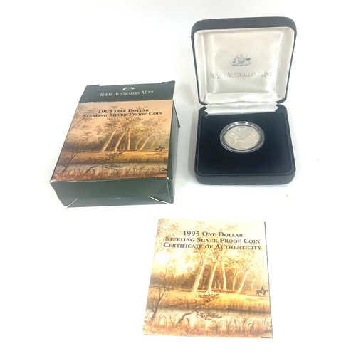 498 - Boxed Silver 1995 Royal Australian mint one dollar