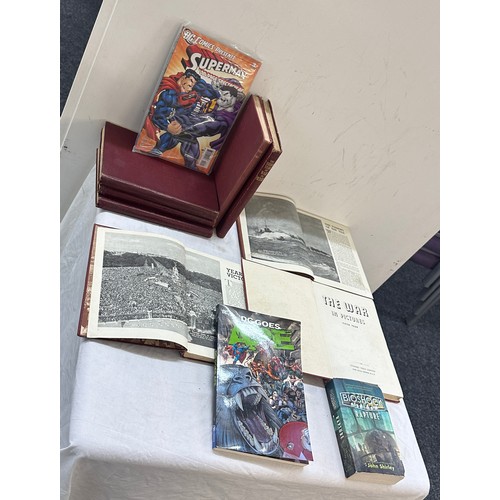 43 - Selection of vintage books to include War books and DC comics