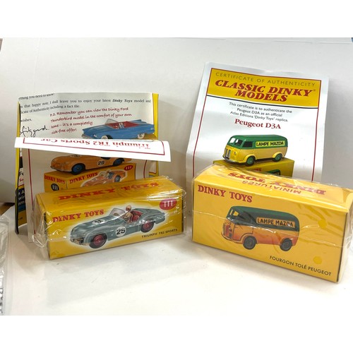 109 - Selection of Boxed Dinky Toys includes 111 Triumph TR2 Sports and 25B Fourgon Tole