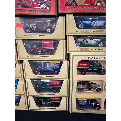 282 - Selection of vintage boxed Matchbox Models of Yesteryear various models to include 1982 limited edit... 