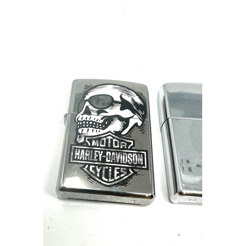 452 - 5 Zippo lighters