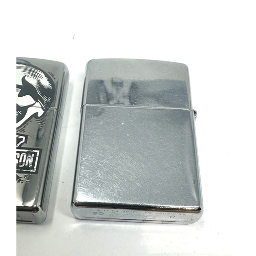 452 - 5 Zippo lighters