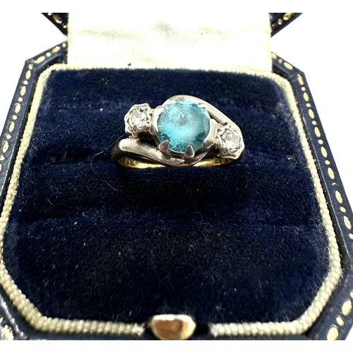 103 - 18ct & plat blue Zircon & diamond ring 4.2g