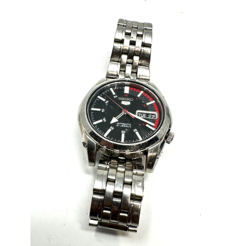 429 - Vintage Seiko 5 automatic gents wristwatch s/steel 7S26-O1VO The watch is ticking the strap is missi... 