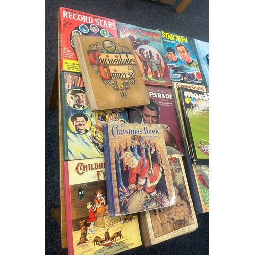 235 - Selection of film annuals, x20 movie and cow boy Western and rock star annuals from 1920's through t... 