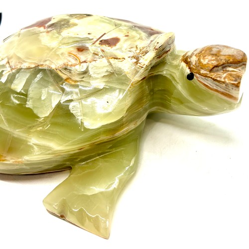 82 - Large onyx turtle, approximate measurements: 11 x 9 inches