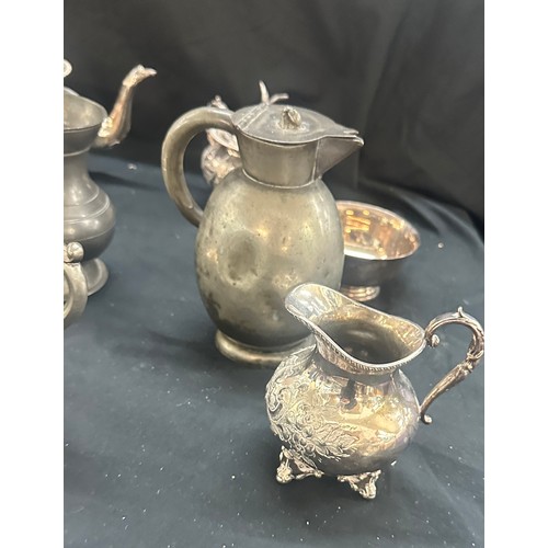 59 - Selection of metalware to include EPNS tea pots etc