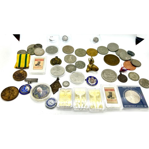 550 - Selection of assorted vintage and later coins, medals, brass deer ring etc