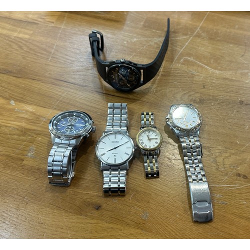 561 - Selection of assorted wrist watches -including Tissot & Seiko untested