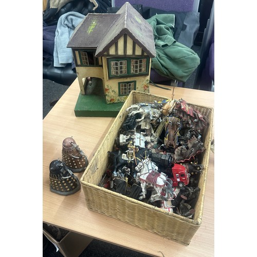 216 - Selection of vintage toys and a doll house