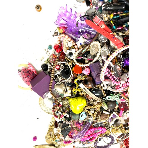 6 - Large selection of assorted costume jewellery