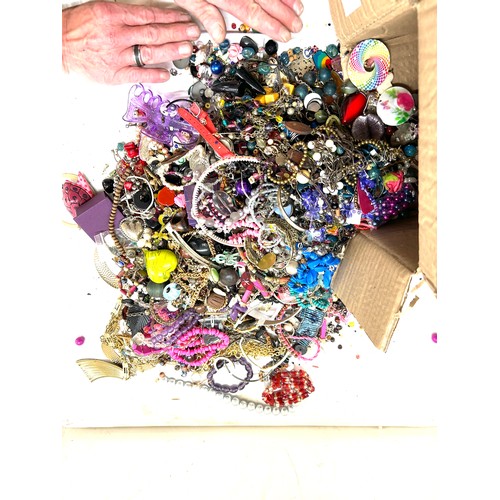 6 - Large selection of assorted costume jewellery